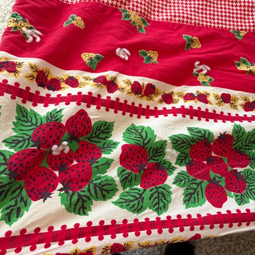 Vintage red patchwork tied - red,